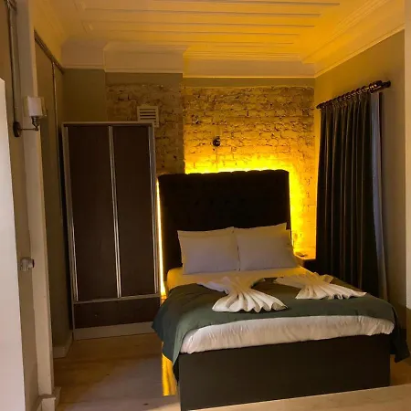 Berfinn Besiktas Istambul